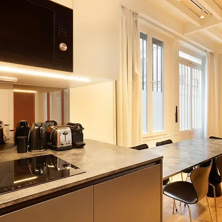 Apartment Pick A Flat's In Montmartre - Rue Des Martyrs *